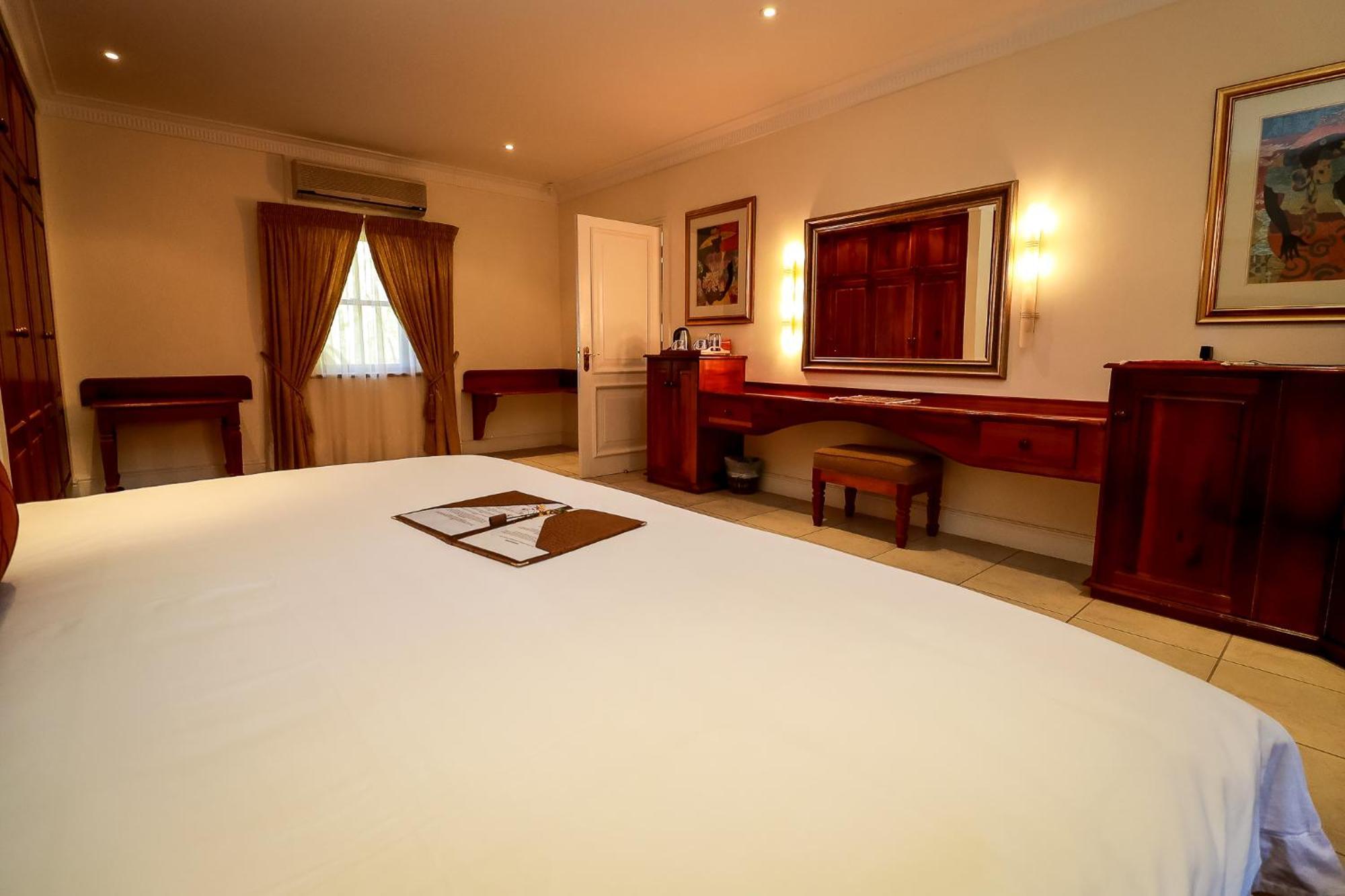 Altes Landhaus Country Lodge Oudtshoorn Kültér fotó